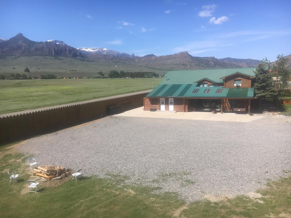 Yellowstone Valley Vacation Lodge Cody Esterno foto